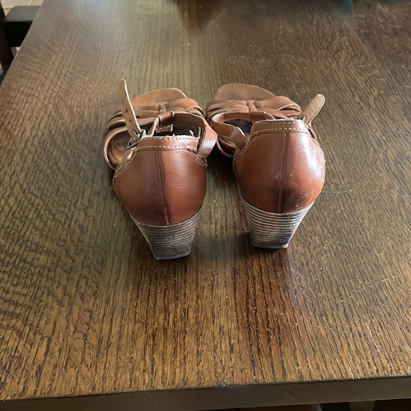 Clarks all leather wedge sandals - Picture 3 of 4